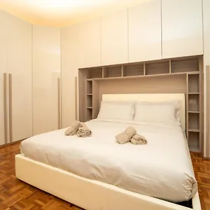 Trilocale Con Parcheggio Privato Appartamento